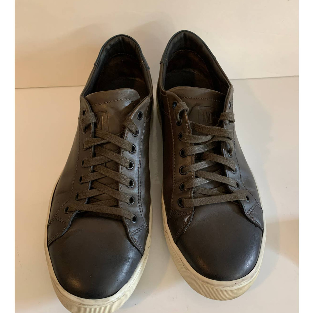 Bruno Magli  Men's Westy Leather Sneakers.‎ Size 10. Excellent condition